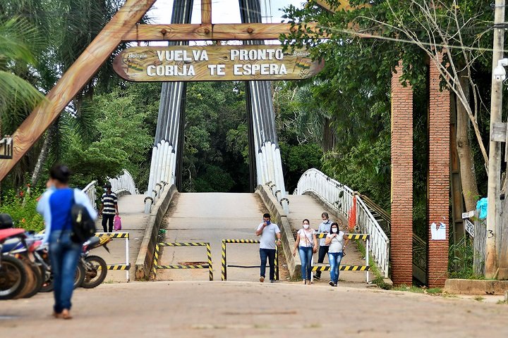 Cierre de fronteras con Brasil para evitar el ingreso de la variante P1 del Covid-19