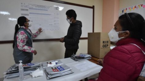 El MAS pierde las cuatro gobernaciones según datos en boca de urna