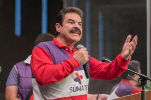 Manfred Reyes Villa solicita reunión para viabilizar llegada de vacunas Johnson & Johnson