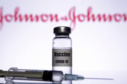 Suspensión vacunación Johnson & Johnson por casos de trombosis