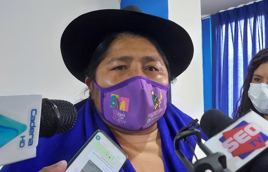 Evaluación de Evo Morales por Segundina Flores