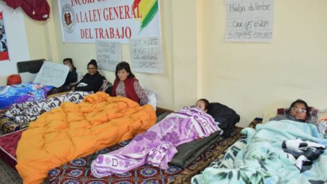 Médicos levantan piquetes de huelga para sufragar en las elecciones