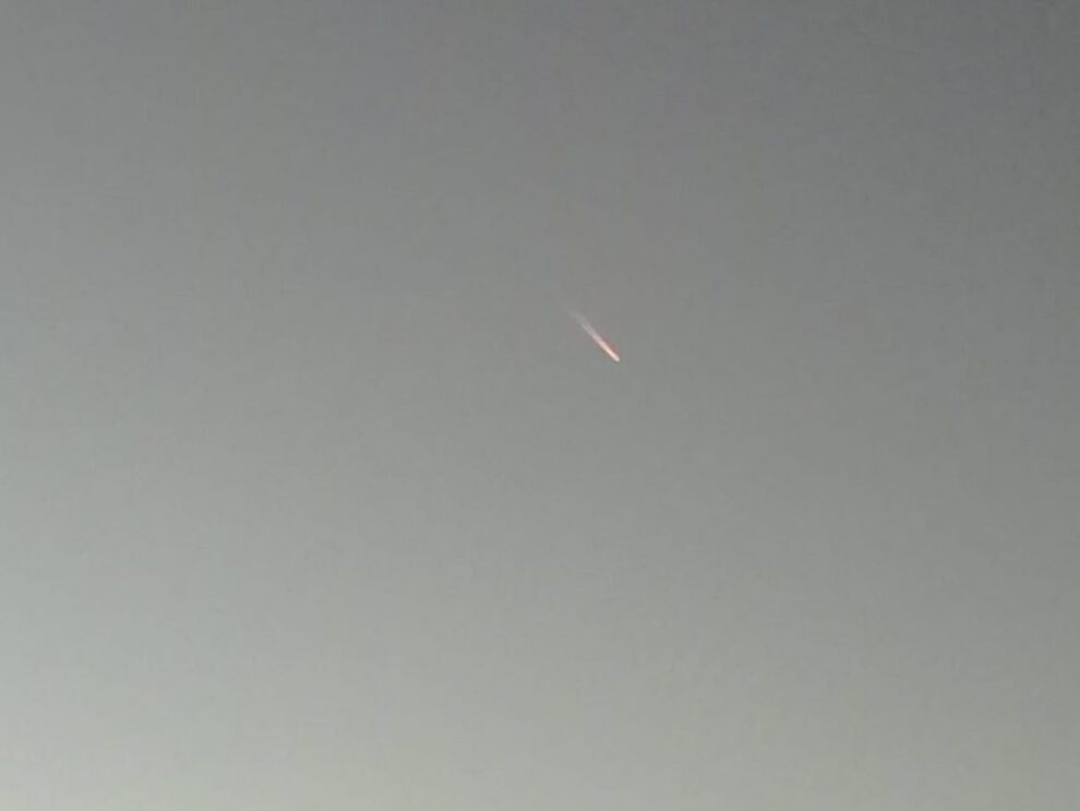 Objeto luminoso en el cielo orureño
