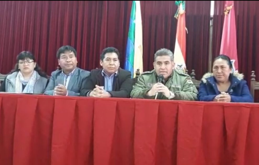 Despliegue de efectivos policiales en Oruro para las elecciones generales