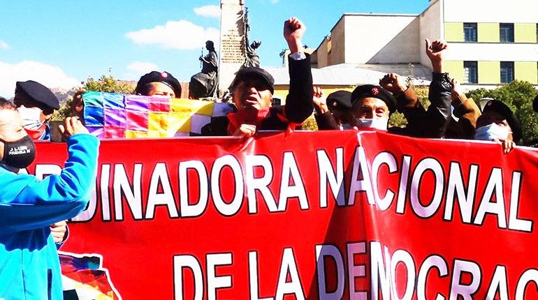 Modificación de la CPE para crear milicias armadas