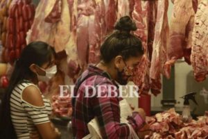 Paro de actividades de carniceros en Santa Cruz