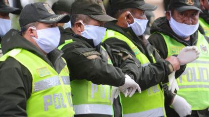 Vacunación contra Covid-19 a policías mayores de 60 años