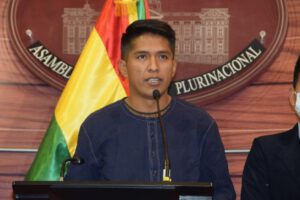 Andrónico Rodríguez dispuesto a recibir el salario mínimo nacional