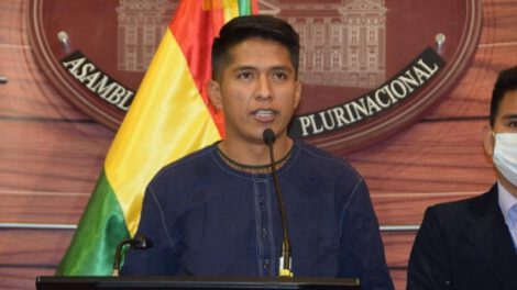Andrónico Rodríguez dispuesto a recibir el salario mínimo nacional