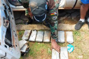 Cocaína encontrada en camioneta del Segip