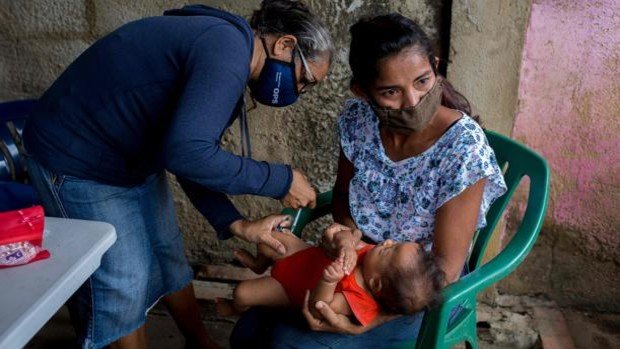 Primera vacuna contra la malaria con más del 75% de eficacia