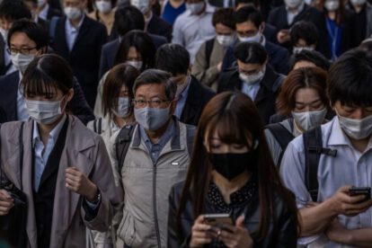 Alerta en Japón por la variante doble mutante del coronavirus