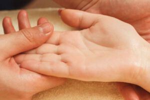 Maltrato infantil y bienestar del niño