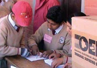 Voto Digital en Oruro para elegir gobiernos estudiantiles