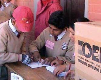 Voto Digital en Oruro para elegir gobiernos estudiantiles