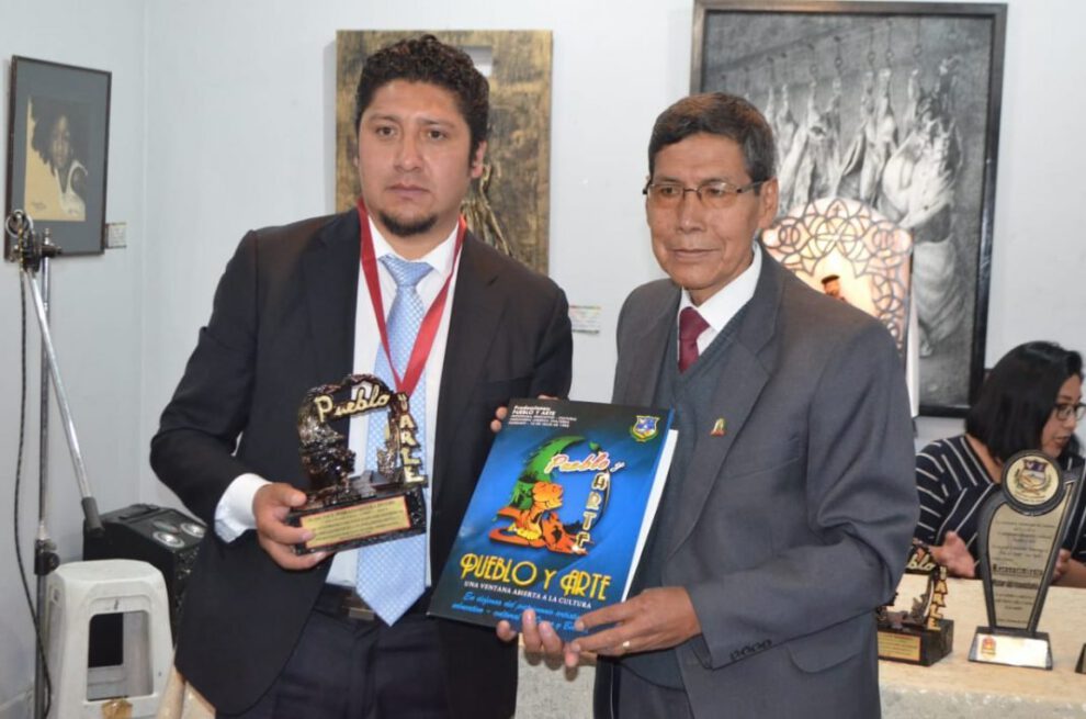 Artista con el reconocimiento de Pintor del año