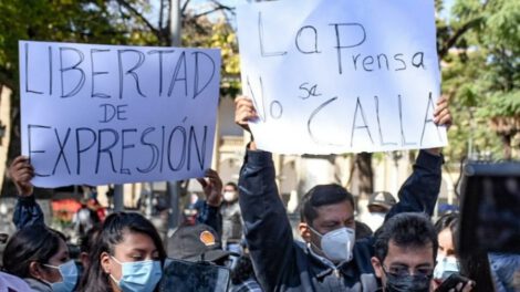 Periodistas rechazan ceder información sobre el abogado Torrico