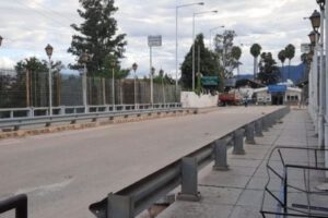 Bloqueo de frontera con Argentina en San José de Pocitos