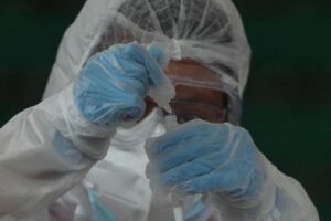 Covid-19 en Bolivia supera los 300 mil casos confirmados