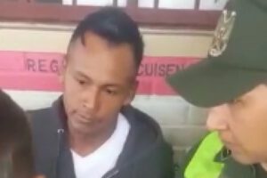 Detenido por papeletas extrañas en ánfora en Cochabamba