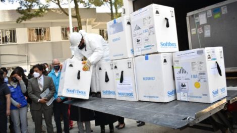Vacunas Pfizer llegan a Bolivia con 92 mil dosis