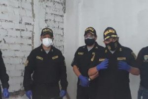 Tráfico de armas y drogas en Perú