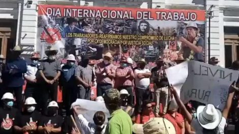 Mejoras salariales en el acto del Día Internacional del Trabajador en Santa Cruz