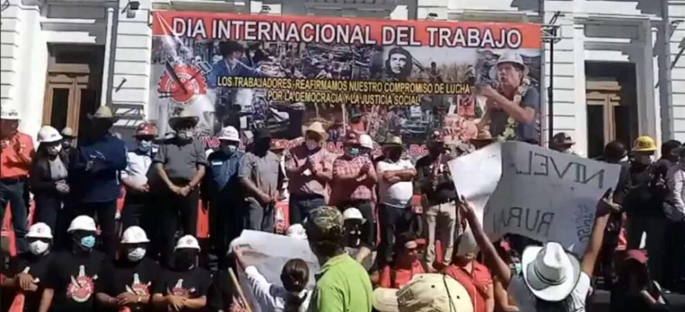 Mejoras salariales en el acto del Día Internacional del Trabajador en Santa Cruz