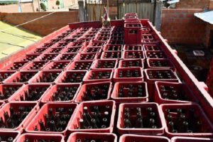 Cajas de cerveza secuestradas por la Policía Boliviana de El Alto