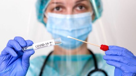 Covid-19 en personal de salud del Hospital de Clínicas