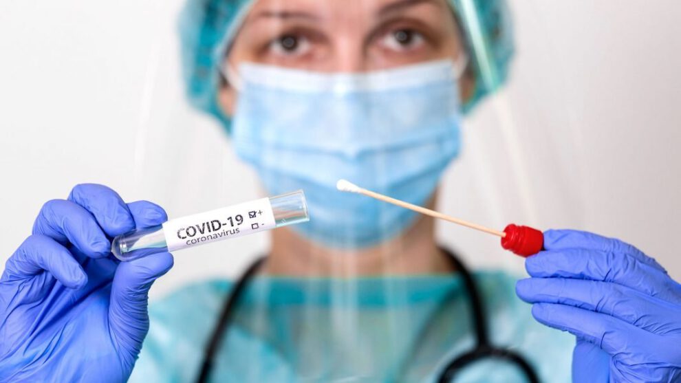 Covid-19 en personal de salud del Hospital de Clínicas