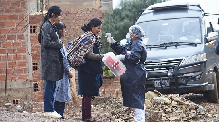 Covid-19 en Bolivia reporta 34 decesos