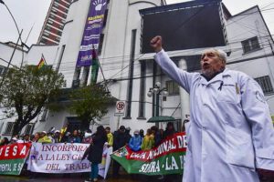 Paro nacional de médicos en Bolivia