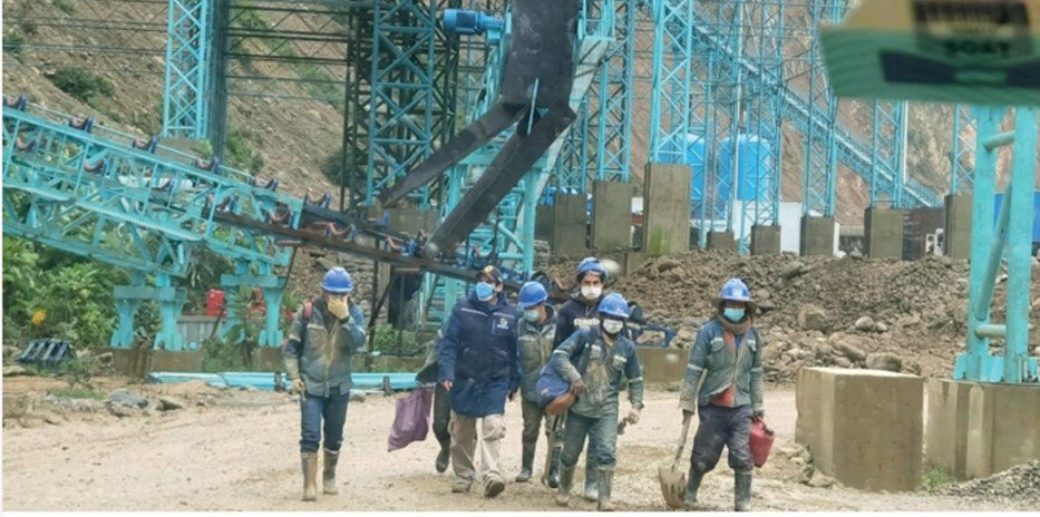 Vulneraciones laborales en Cochabamba por Sinohydro Corporation