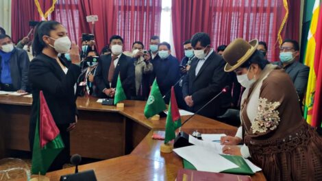 Iris Flores presidente Concejo Municipal El Alto