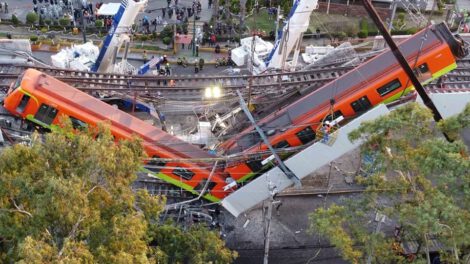 Desplome de puente de metro en México
