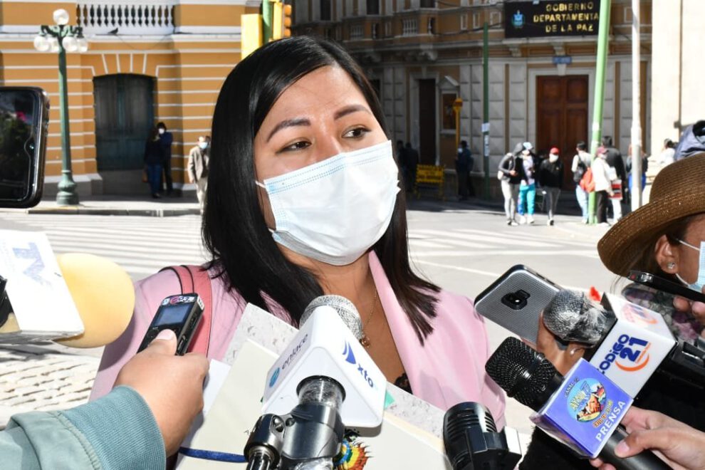 Bono para huérfanos de feminicidio propuesto por la diputada Estefanía Morales