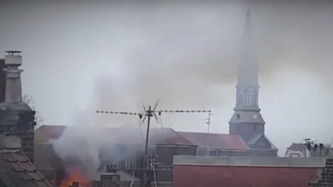 Incendio en la Iglesia de San Pedro y San Pablo de Francia
