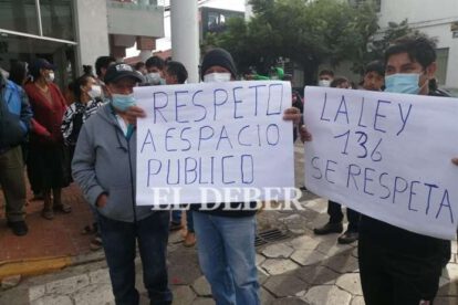 Protesta contra alcalde Jhonny Fernández en Santa Cruz
