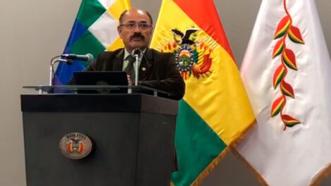 Aníbal Cruz secretario de Salud de Cochabamba