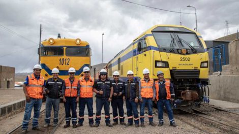 reactivación del tramo Viacha-Arica por la Empresa Ferroviaria Andina S.A.