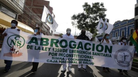 Paro de médicos en demanda de la abrogación de la Ley de Emergencia Sanitaria