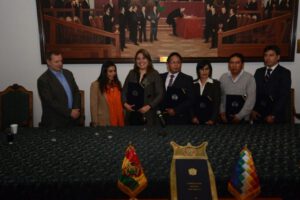 Renuncia vocal Chuquisaca Olga Martínez y Gunnar Vargas en clandestinidad