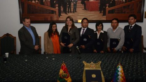 Renuncia vocal Chuquisaca Olga Martínez y Gunnar Vargas en clandestinidad