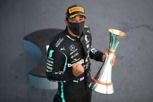 Hamilton brilla en Montmeló tras ganar el Gran Premio de España