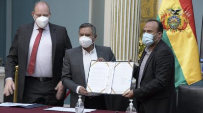 Acuerdo de provisión de vacunas entre Bolivia y Biolyse