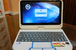Computadoras Kuaa para estudiantes en situación de pobreza