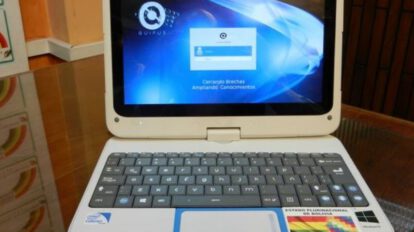 Computadoras Kuaa para estudiantes en situación de pobreza