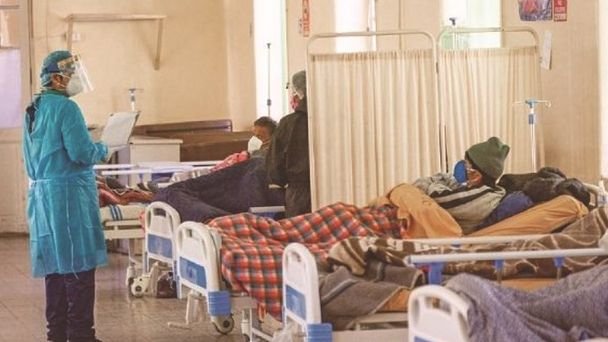 Covid-19 en Bolivia reporta 2.369 casos nuevos y 50 decesos