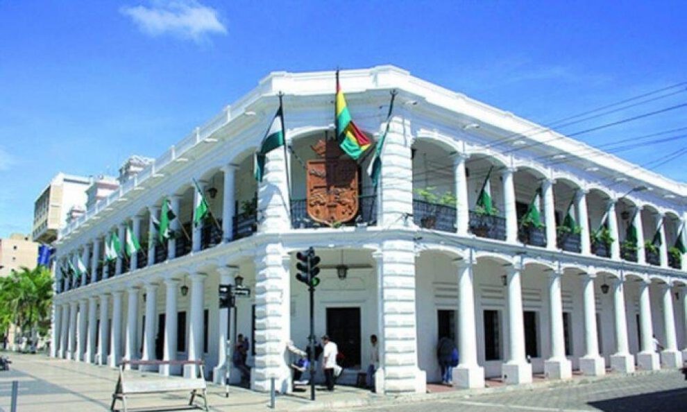 Alcaldía cruceña destina $us 233 millones a empresas desconcentradas